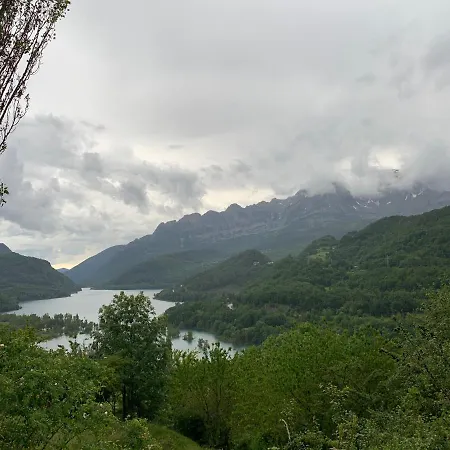 Apartament El Estacho De *